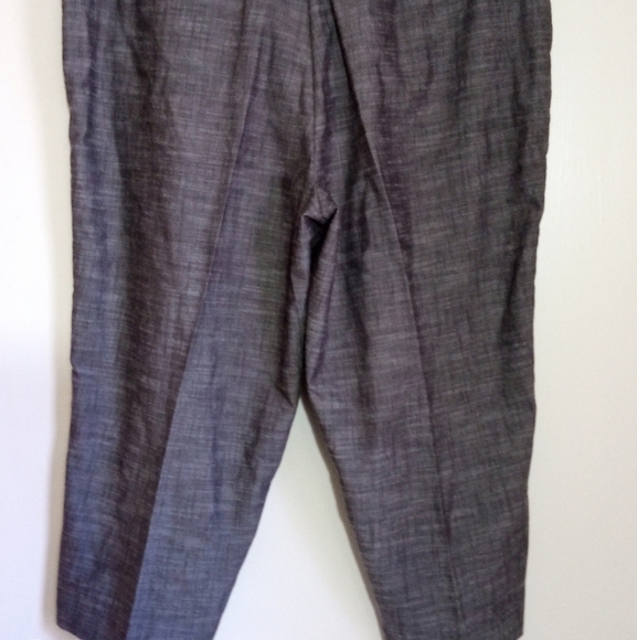 Woman cropped dressy Capri pants with button detail women size 22 NWT - Picture 10 of 10